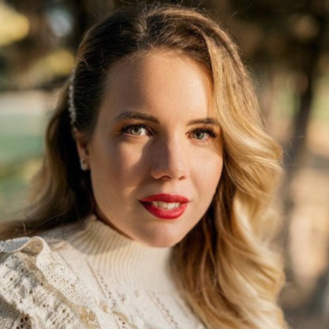 Vivien Kanvasi