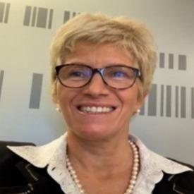 Carmen Hett